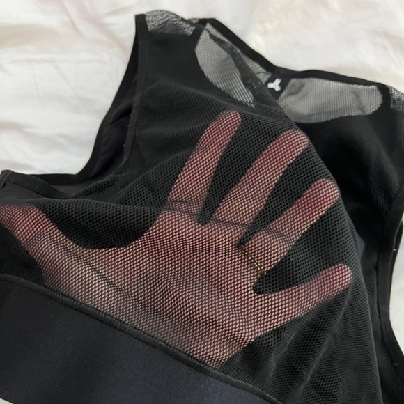 Ultracor Rose Sports Bra - Picture 4 of 5